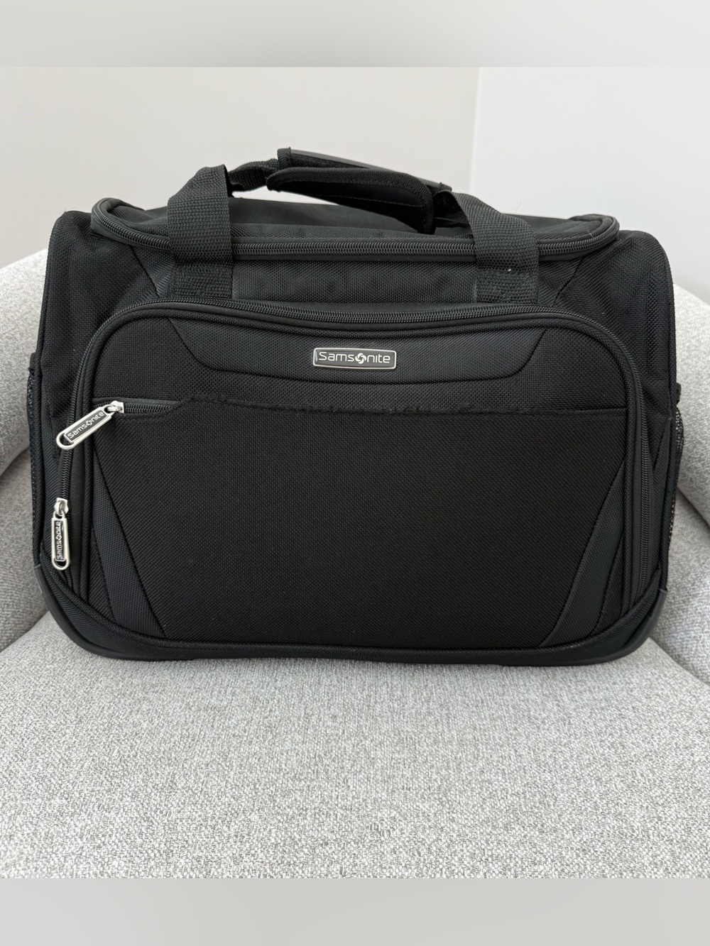 Samsonite Black Carry On or Overnight Bag - Had Shoulder Strap